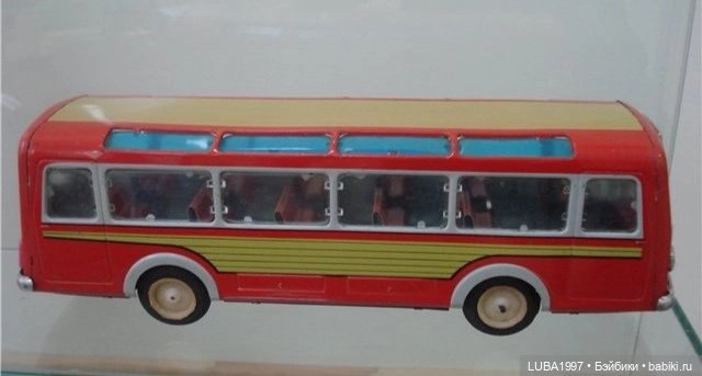 Игрушка  автобус завода Искра